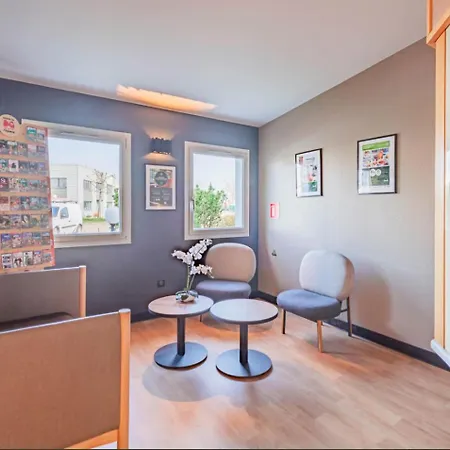 Strasbourg Aeroport 2* ホルツハイム