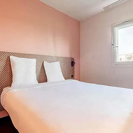 Strasbourg Aeroport Hotell