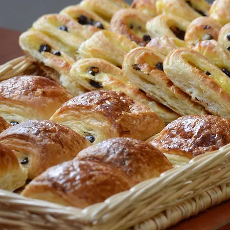 ホテル Strasbourg Aeroport 2*