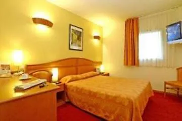 Hotell Strasbourg Aeroport 2*