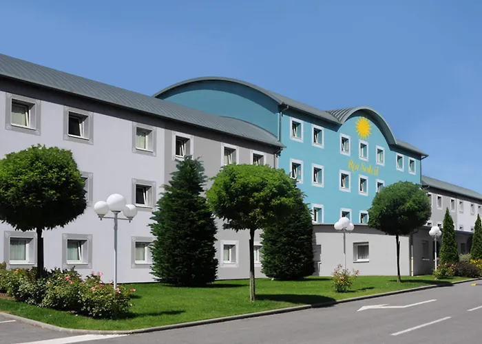 Strasbourg Aéroport 2*