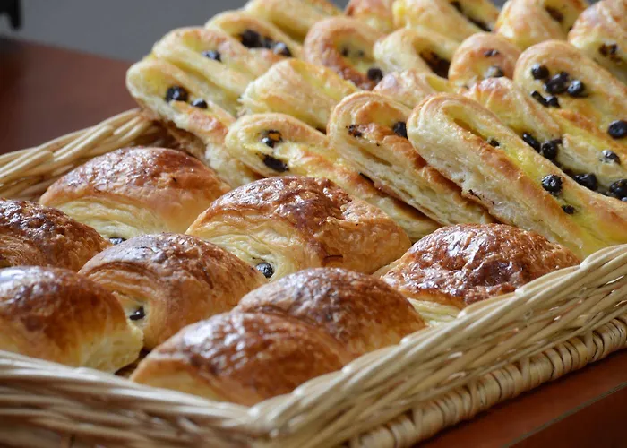 Otel Strasbourg Aeroport 2*